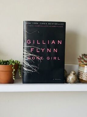 Gone Girl by Gillian Flynn Hardcover Thriller Novel Book